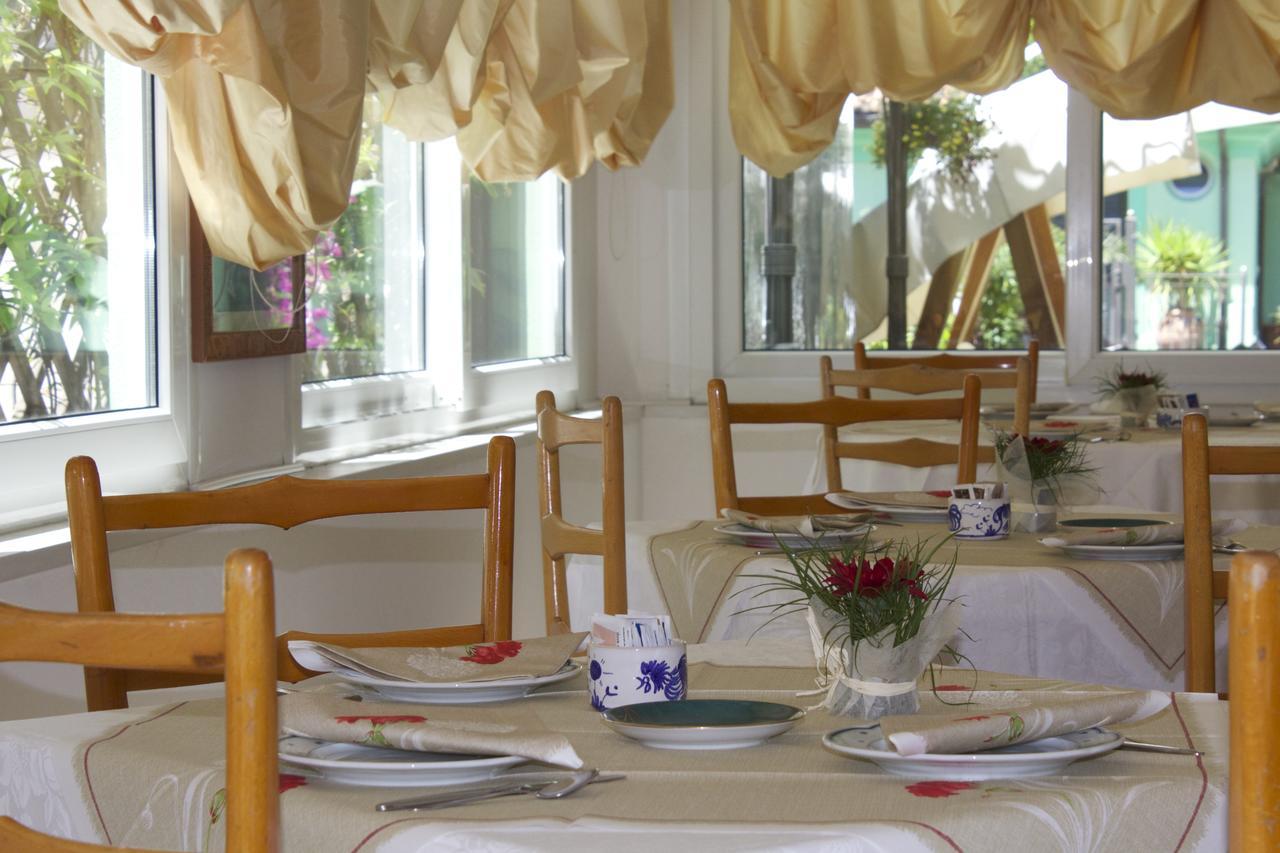 Hotel Residence Charles ริมินี ภายนอก รูปภาพ
